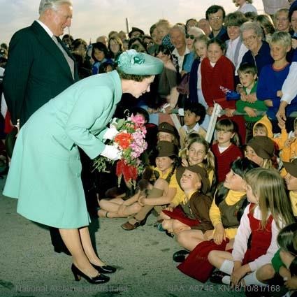 School children greet Her Majesty The Queen and Prime Minister Malcolm Fraser 